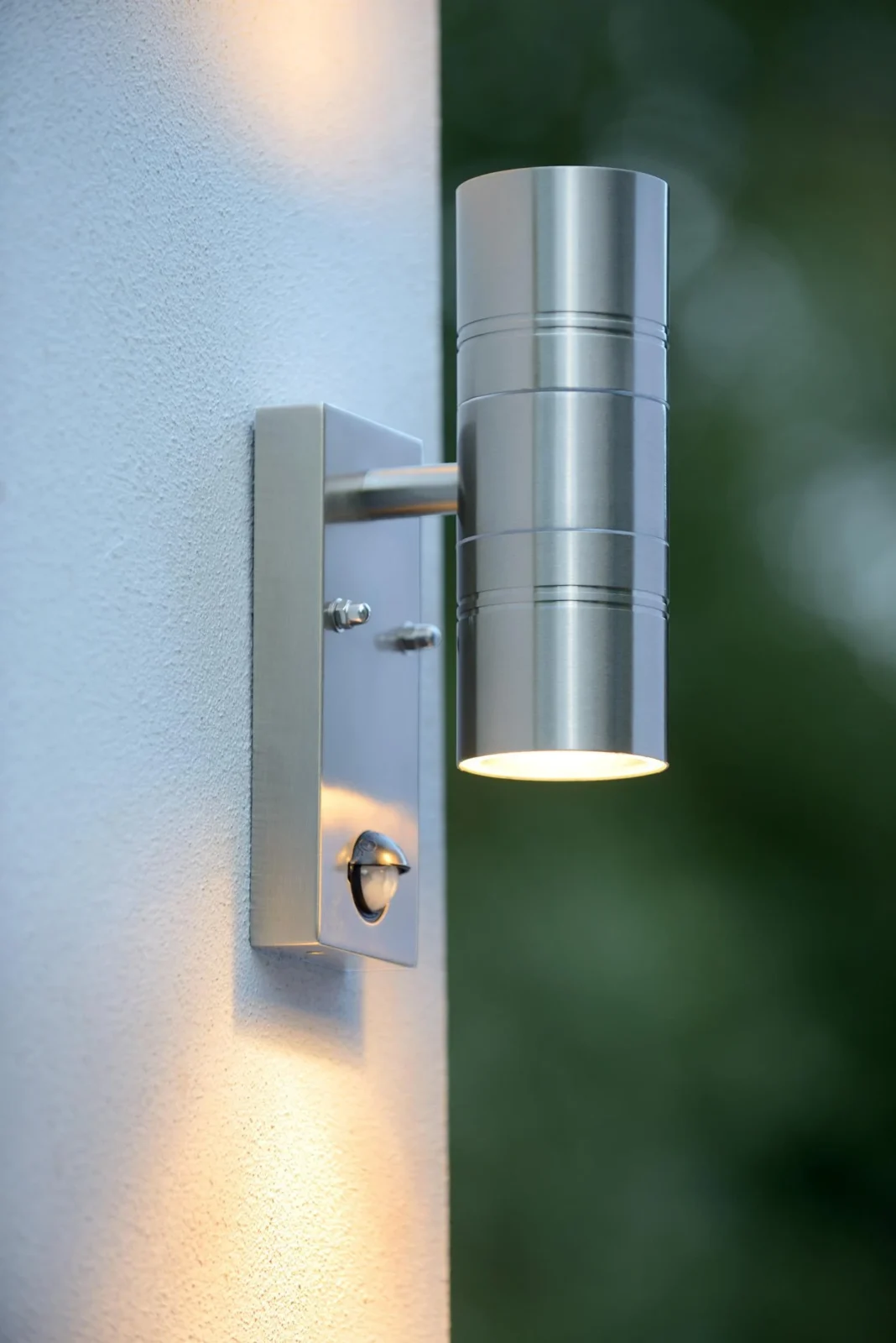 Lucide ARNE-LED IR - Nu00e1stennu00e9 reflektor / nu00e1stennu00e9 svetlo vnu00fatornu00e9/vonkaju0161ie - u00d8 6,3 cm - LED - GU10 - 2x5W 2700K - IP44 - senzor pohybu a du0148a/noci - satu00e9novu00fd chru00f3m