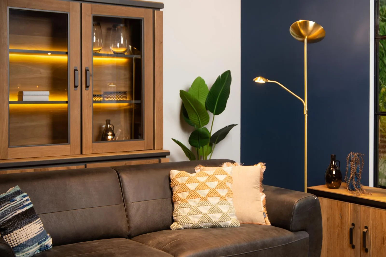 Lucide ZENITH - Podlahovu00e1 u010du00edtacia lampa - LED tlmenu00e1 - 3000K - Matt Gold / Mosadz