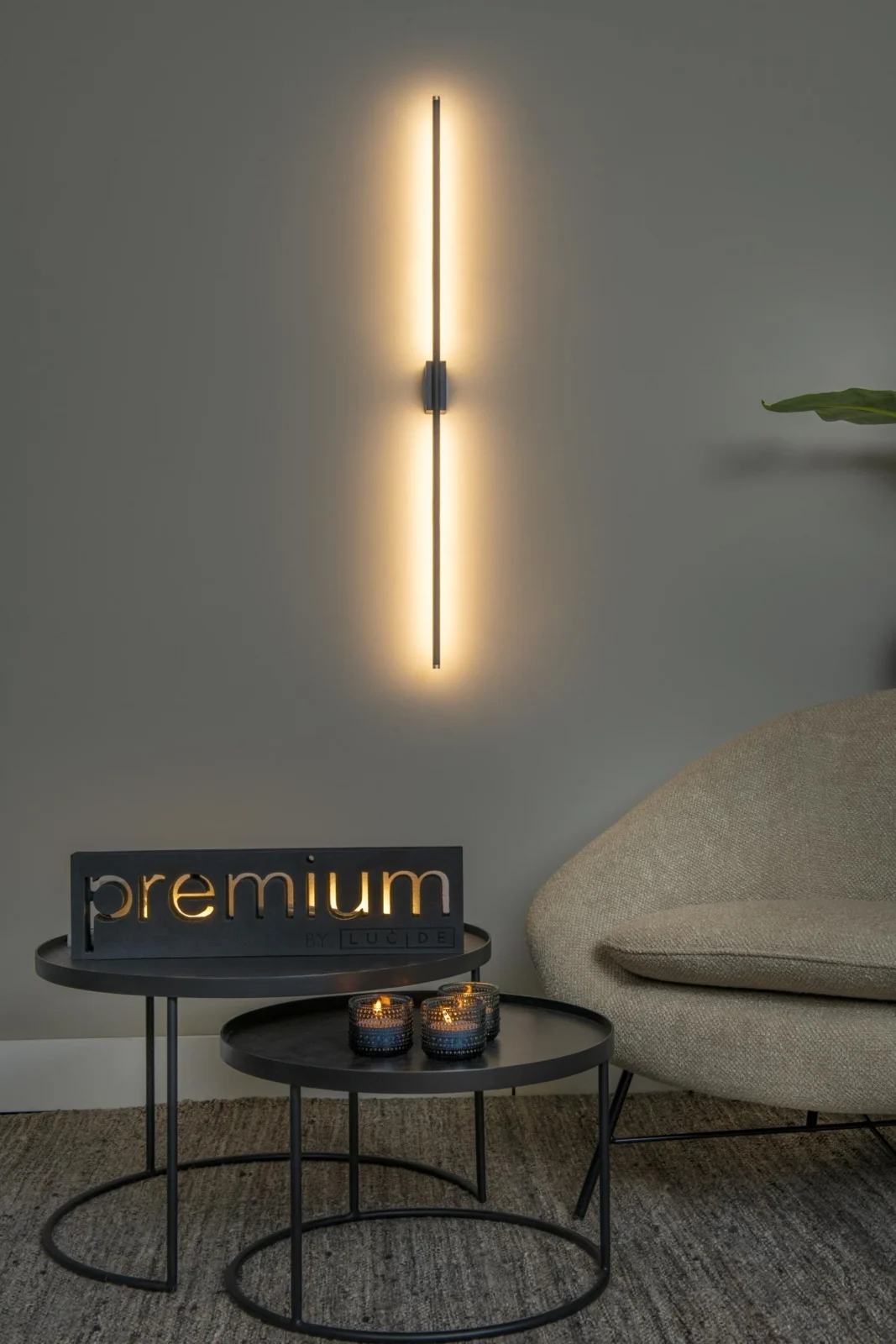Lucide MARNIK - Nu00e1stennu00e9 svetlo - LED tlmenu00e9. - CCT - 1x18W 2700K/4000K - Senzor ruu010dnu00fdch vu013an - u010dierny | Pru00e9miovu00e9
