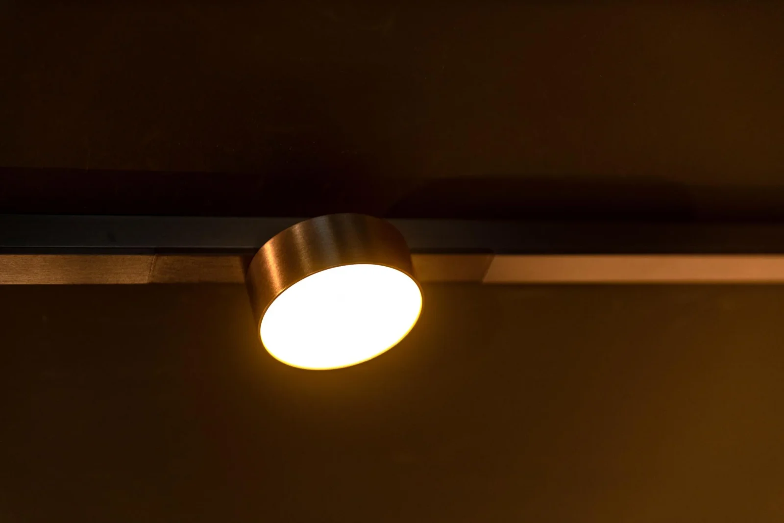 Lucide Premium LINIAL FIXT - jednookruhovu00fd osvetu013eovacu00ed systu00e9m / Smart Rail Lighting - Smart - 48V kou013eaj - 1xLED - Champagne
